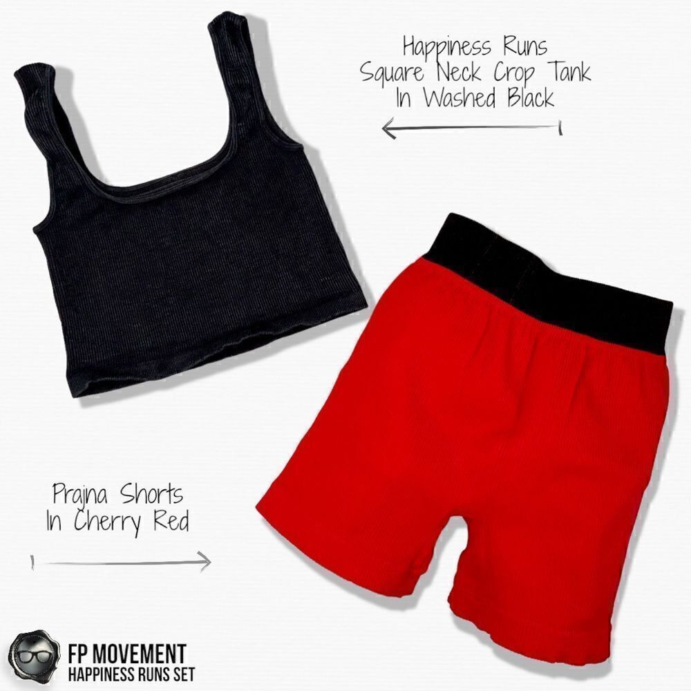 FP MOVEMENT HAPPINESS RUNS SET: PRAJNA SHORT + SQUARE NECK BRA RED & BLACK M/L